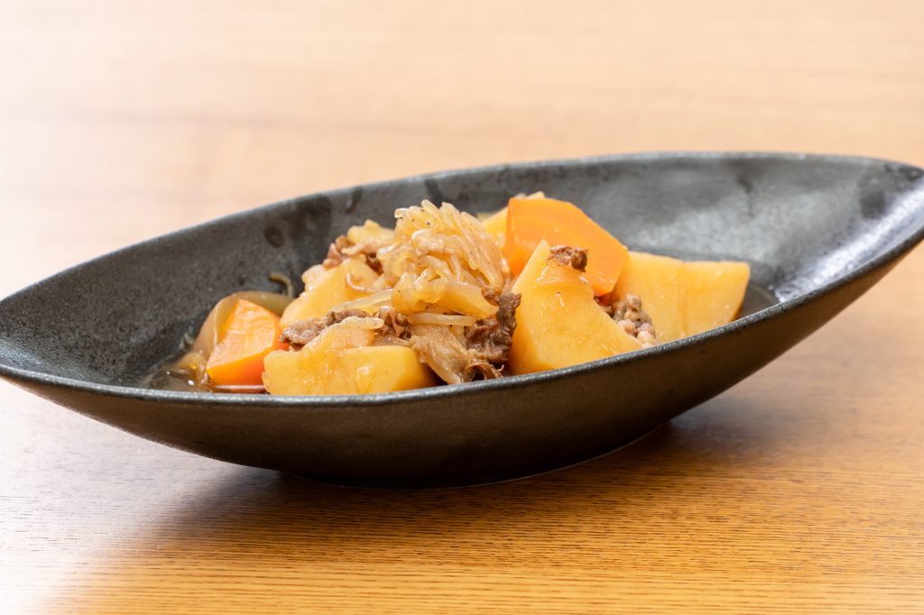 出汁のしみこんだ肉じゃが